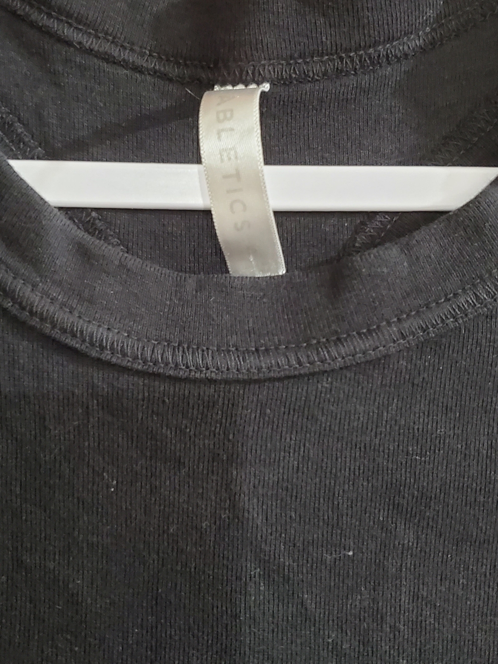 Fabletics Black Ribbed Athletic Tank - Picture 3 of 5
